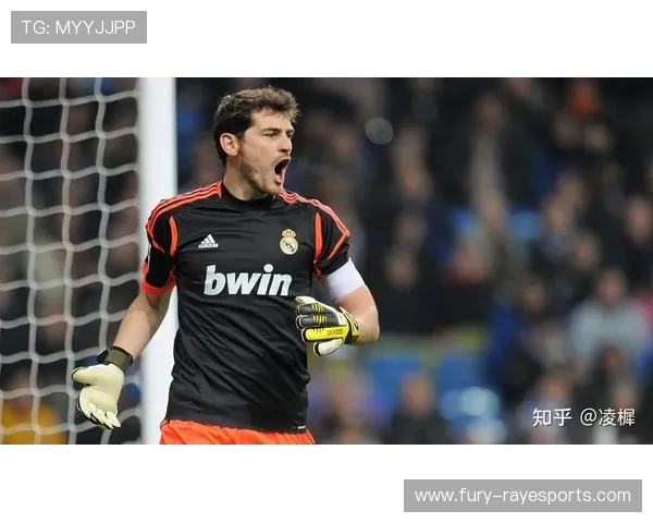 退役传奇门将布冯足球友谊赛再现风采带领队友挑战全球巨星