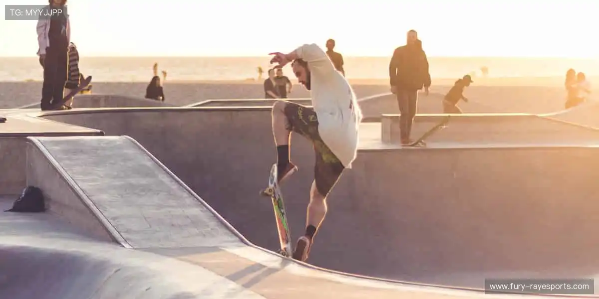 专业周边，品质之选！🎾